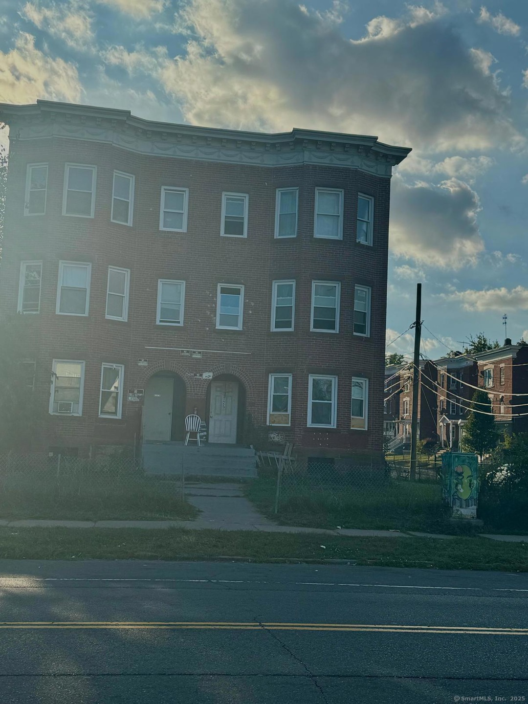 125-127 Franklin Ave unit 2nd Floor, Hartford, CT 06114 - photo 1