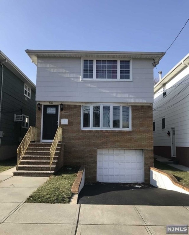 545 Devon St unit 2, Kearny, NJ 07032 - photo 1