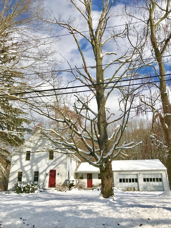 902 Glendale Rd, Wilbraham, MA 01095 - photo 1