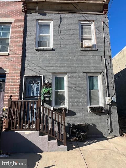 2020 N Darien St, Philadelphia, PA 19122 - photo 1