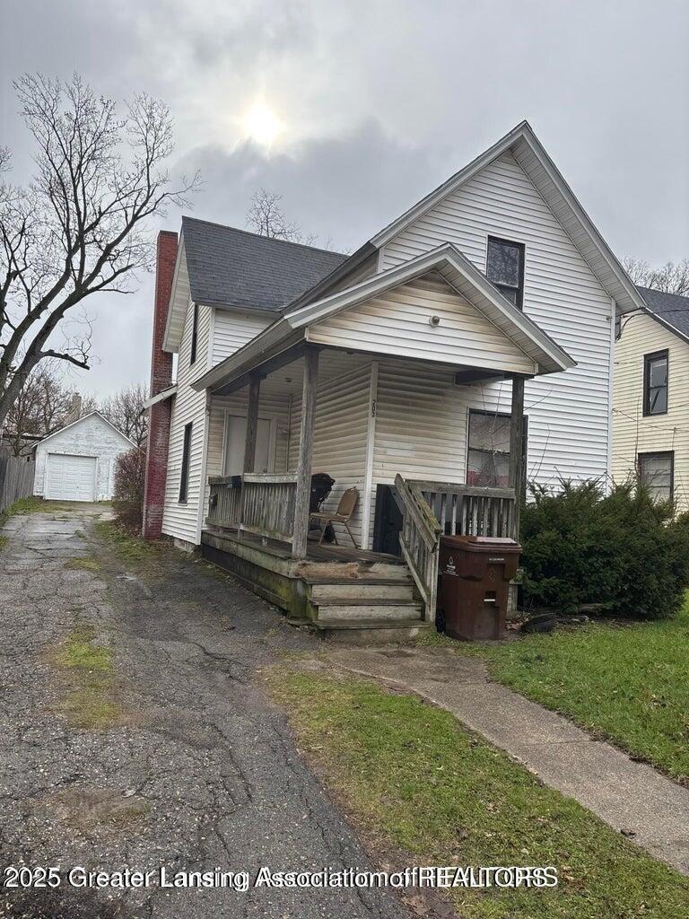 207 S Hosmer St, Lansing, MI 48912 - photo 1