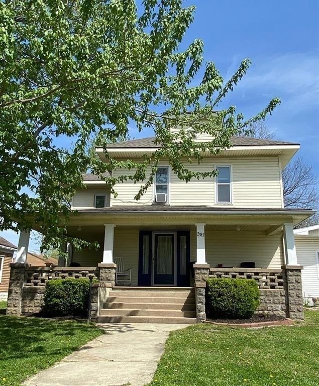 2317 Washington Ave, Parsons, KS 67357 - photo 1