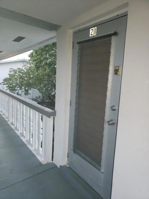 21 Norwich A, West Palm Beach, FL 33417 - photo 1