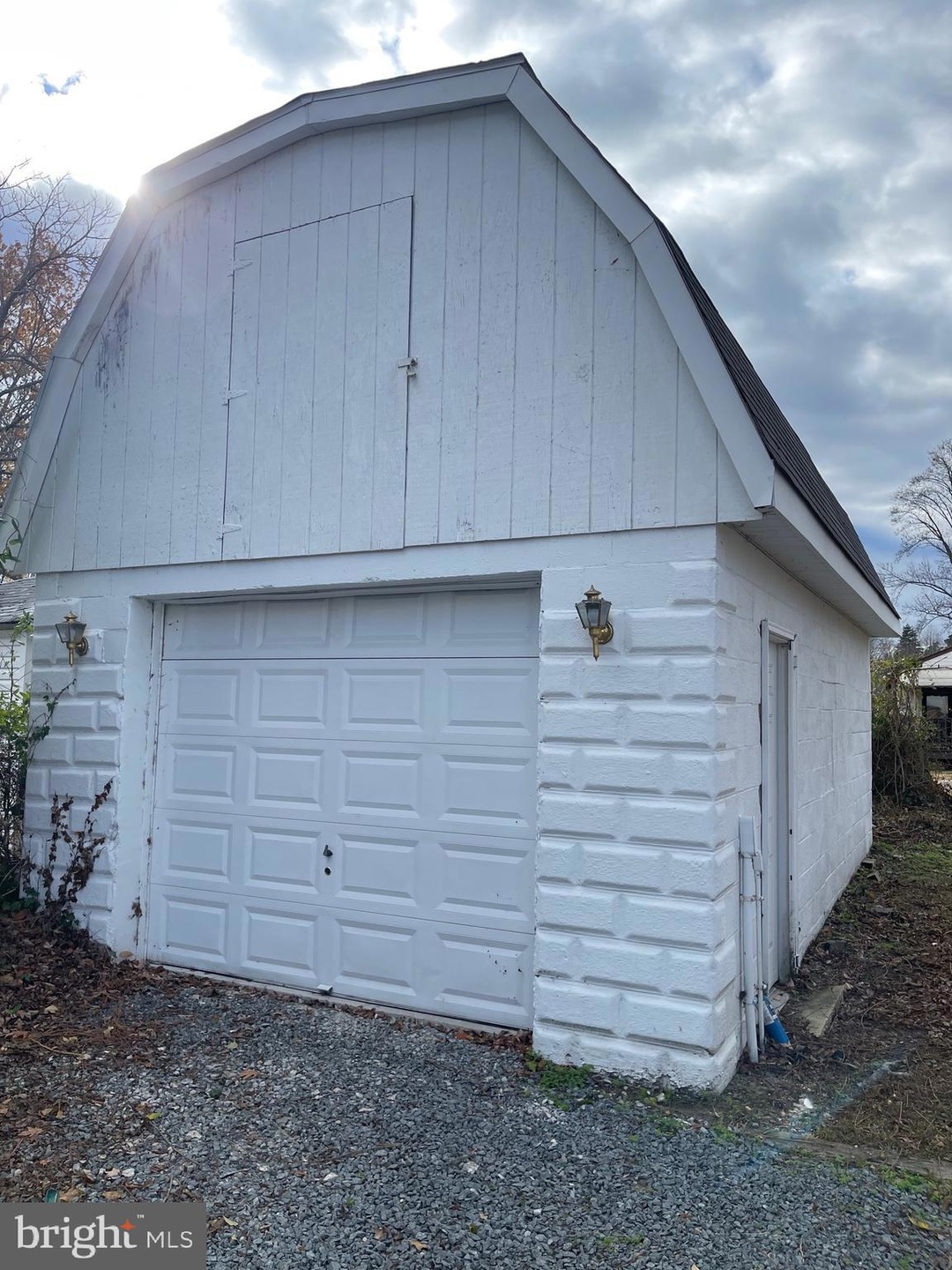 124 Garfield Ave unit GARAGE, Clementon, NJ 08021 - photo 1