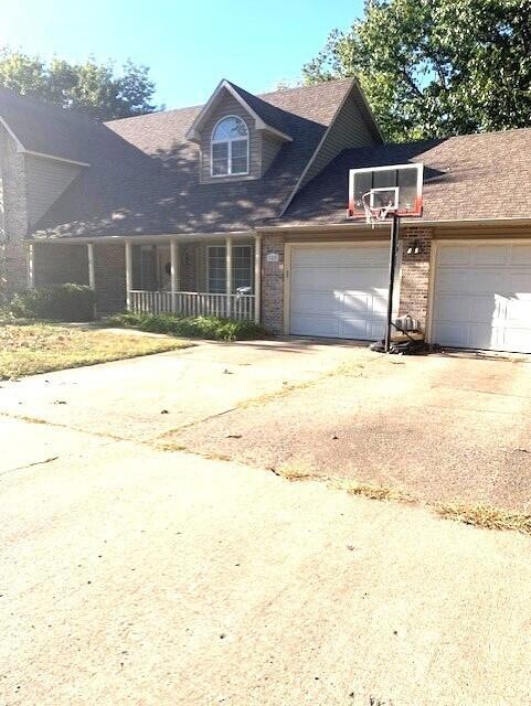 Jake Ln Front Exterior