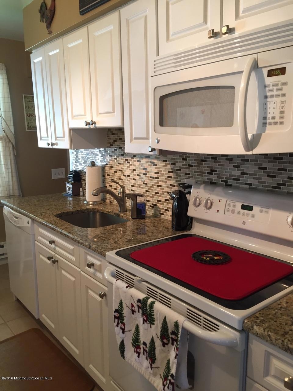 3 Greenmeadow Ln unit 72, Whiting, NJ 08759 - photo 1