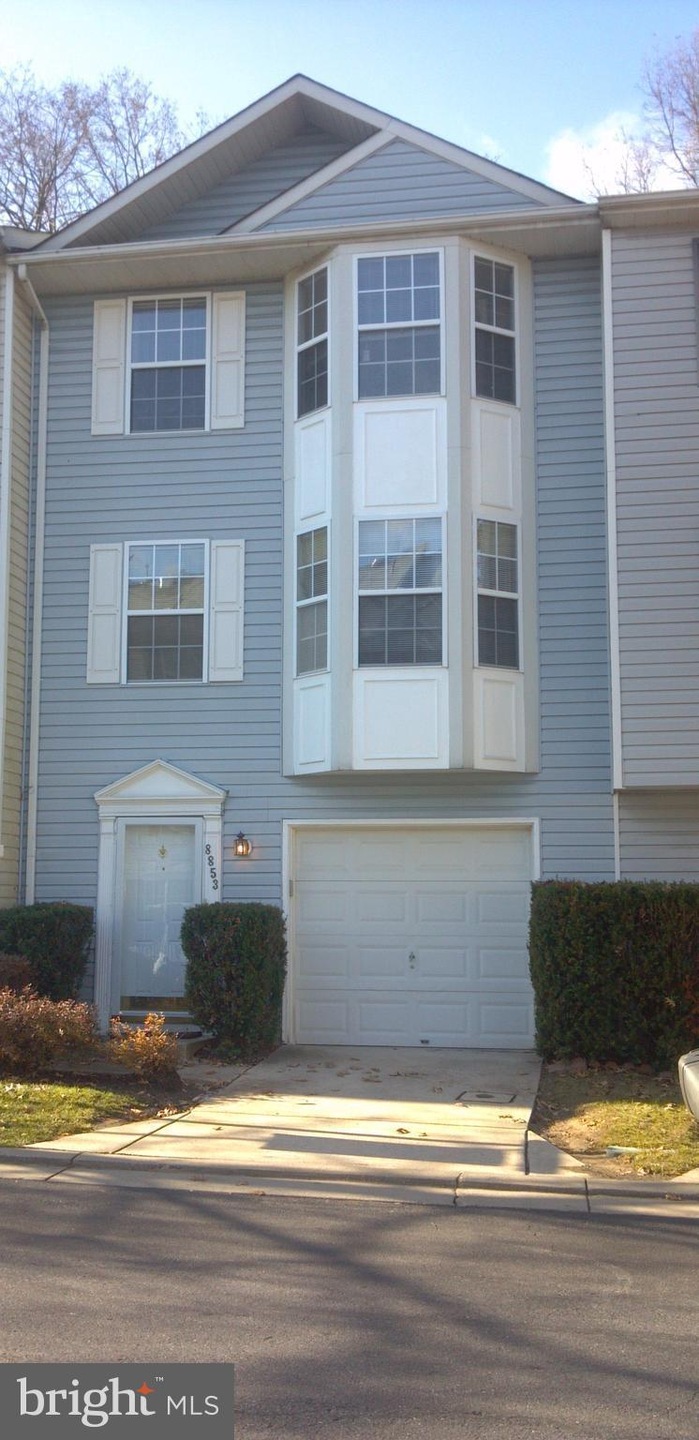 8853 Goose Landing Cir, Columbia, MD 21045 - photo 1