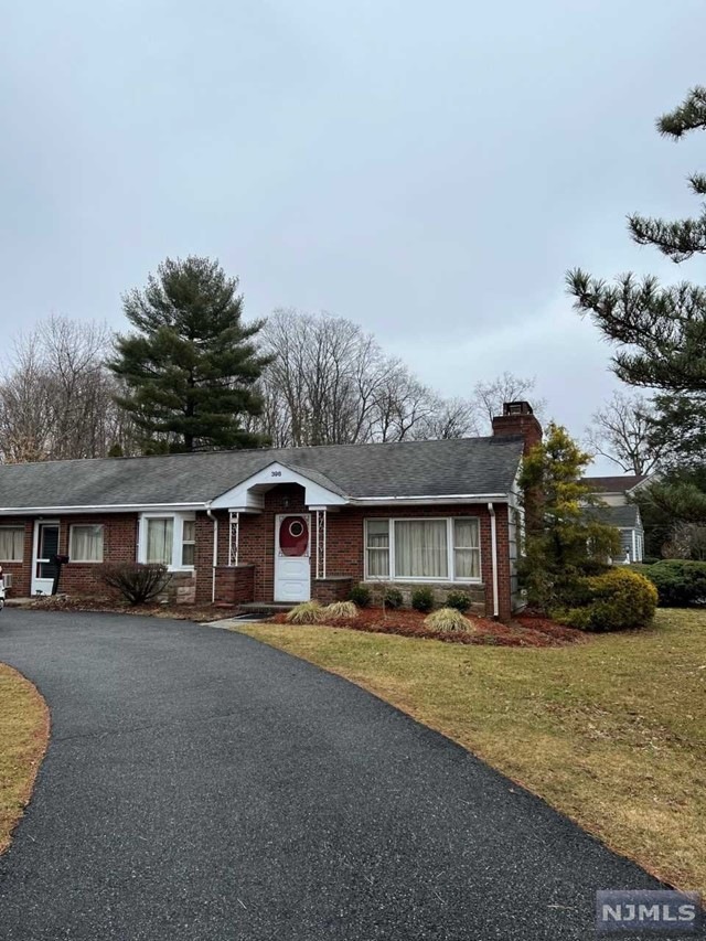 398 Monroe Ave, Wyckoff, NJ 07481 - photo 1