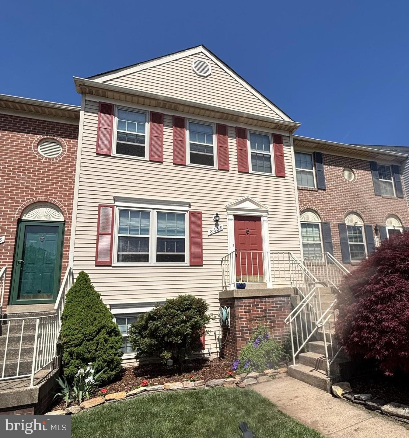 Sold $462,600