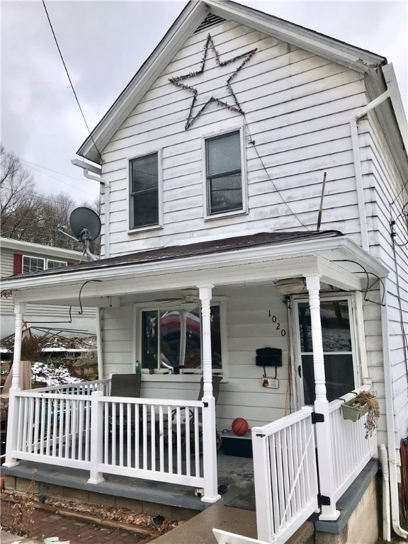 1020 Wallace St, Vandergrift, PA 15690 - photo 1