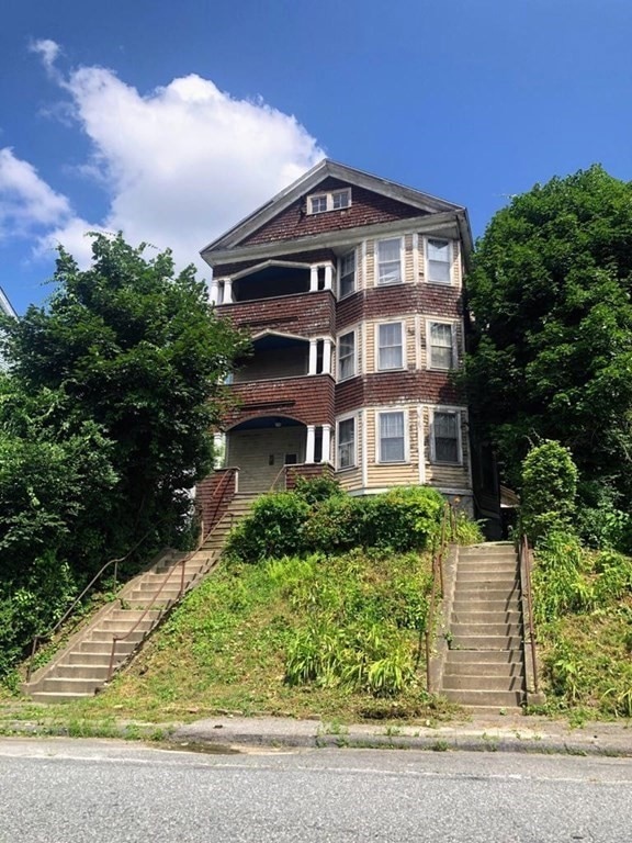 113 Perry Ave, Worcester, MA 01610 MLS 73179876