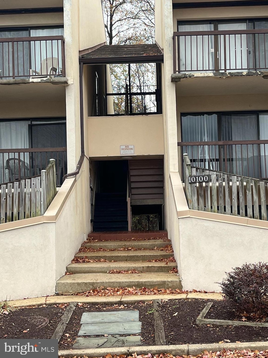 10100 Campus Way S unit 302-4A, Upper Marlboro, MD 20774 - photo 1