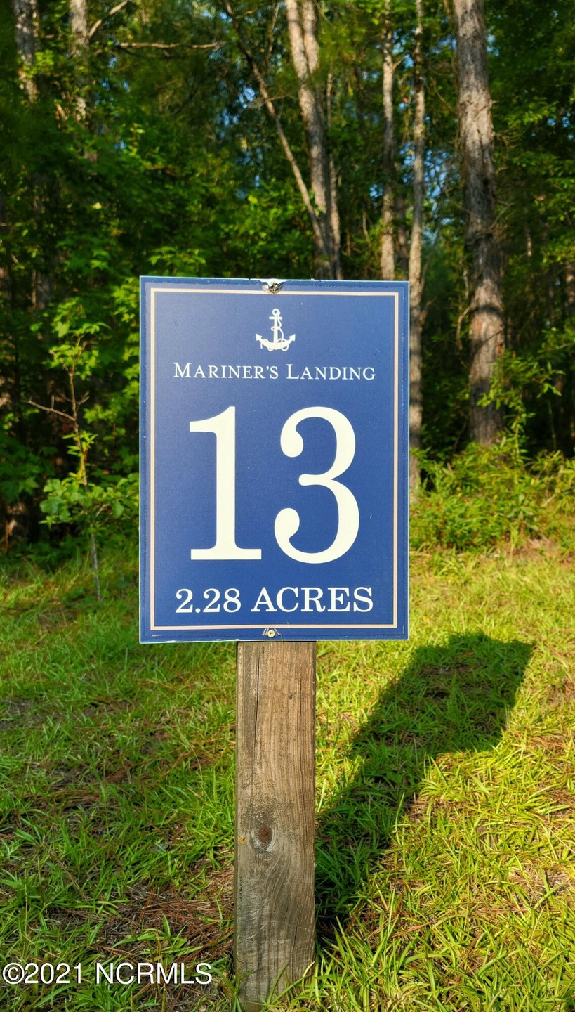 Lot 13 sign