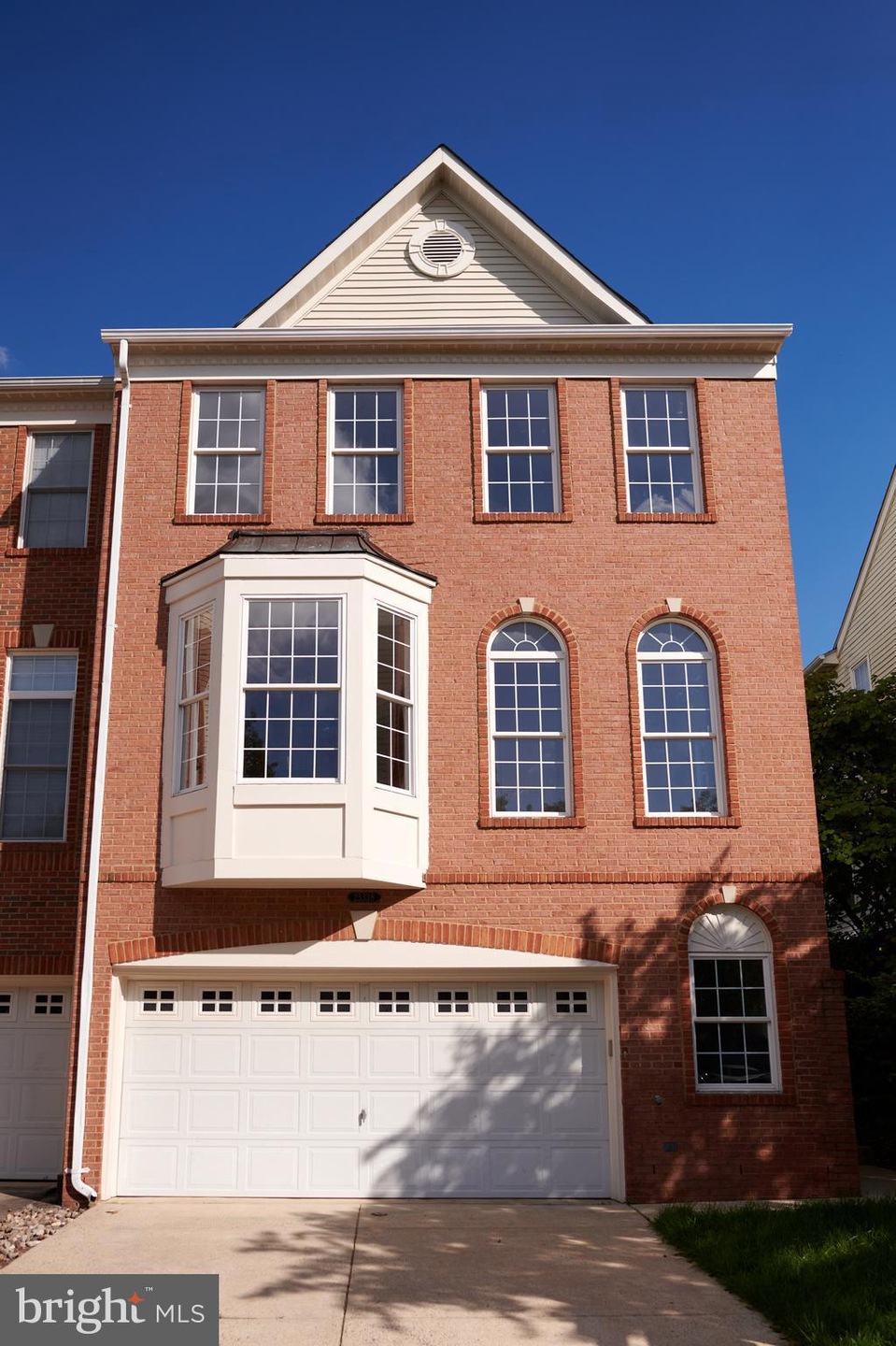 25338 Mcintyre Square, Chantilly, VA 20152 - photo 1