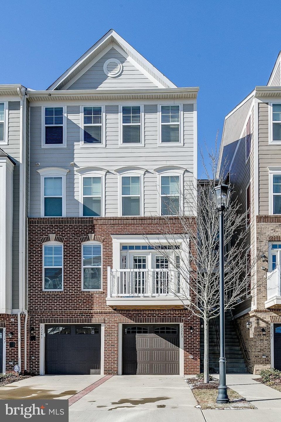 25243 Laureldale Terrace, Chantilly, VA 20152 - photo 1