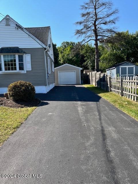 139 Miles Standish Rd, Schenectady, NY 12306 - photo 1