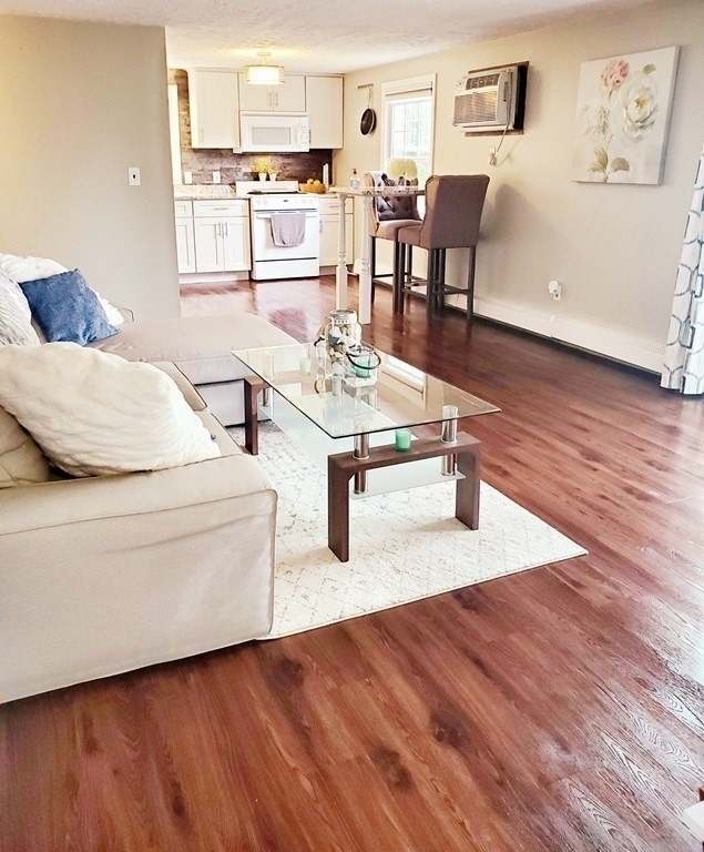 10 Zabriskie Dr unit A, Newburyport, MA 01950 - photo 1