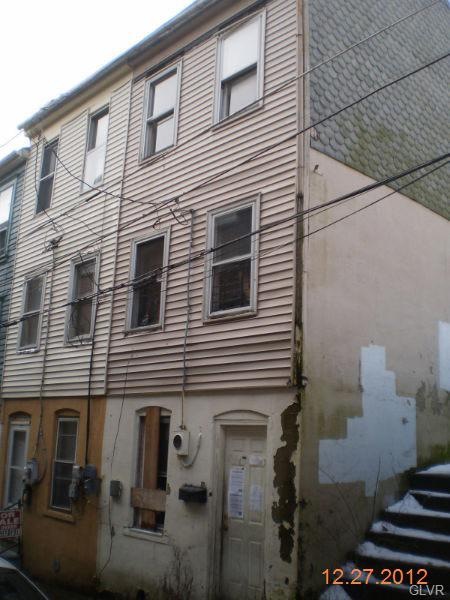 542 N Jute St, Allentown, PA 18102 - photo 1