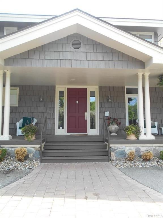 Welcoming Entrance