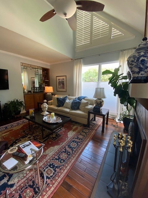 384 Litchfield Ln, Houston, TX 77024 - photo 1