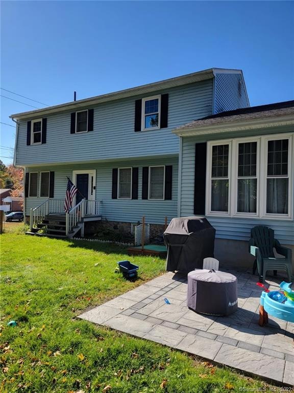 10 Mount Vernon Ave, Oakville, CT 06779 - photo 1