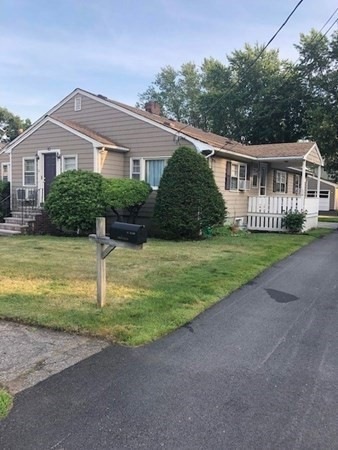 63 Chase St unit R, Danvers, MA 01923 - photo 1