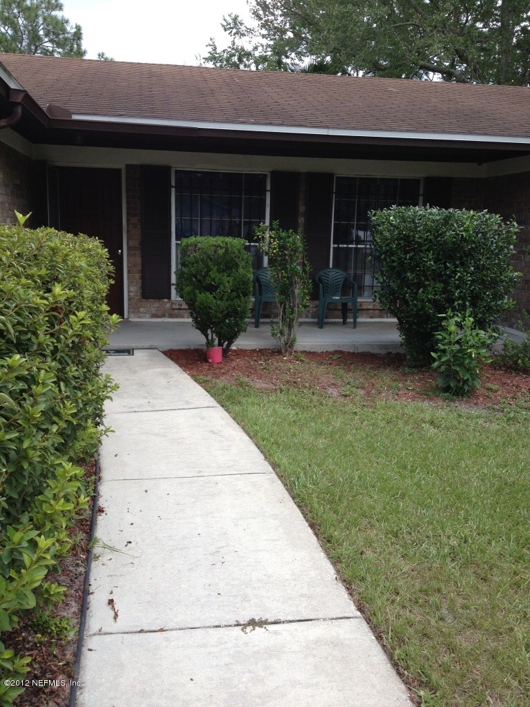 3969 Bramble Rd, Jacksonville, FL 32210 - photo 1