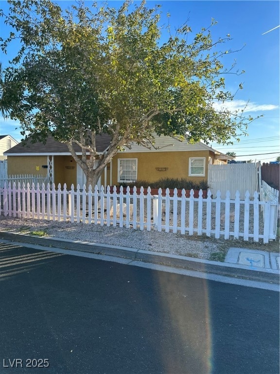 1515 S 11th St, Las Vegas, NV 89104 - photo 1