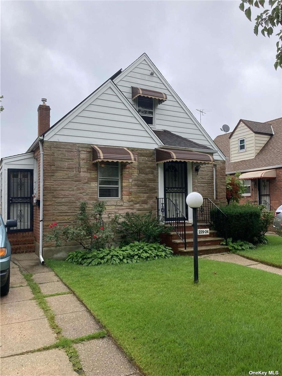 229-24 129th Ave, Jamaica, NY 11413 - photo 1