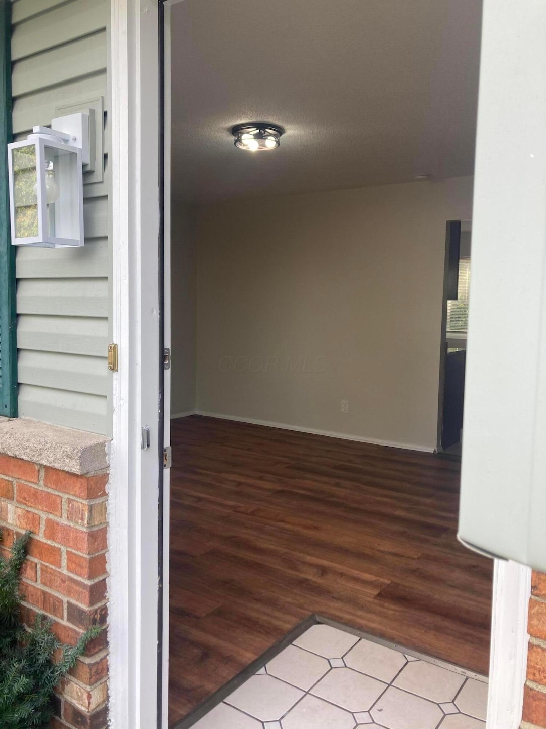 3201 Pelden Ct, Columbus, OH 43231 - photo 1