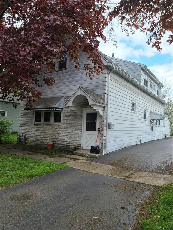 116 10th Ave, North Tonawanda, NY 14120 - photo 1