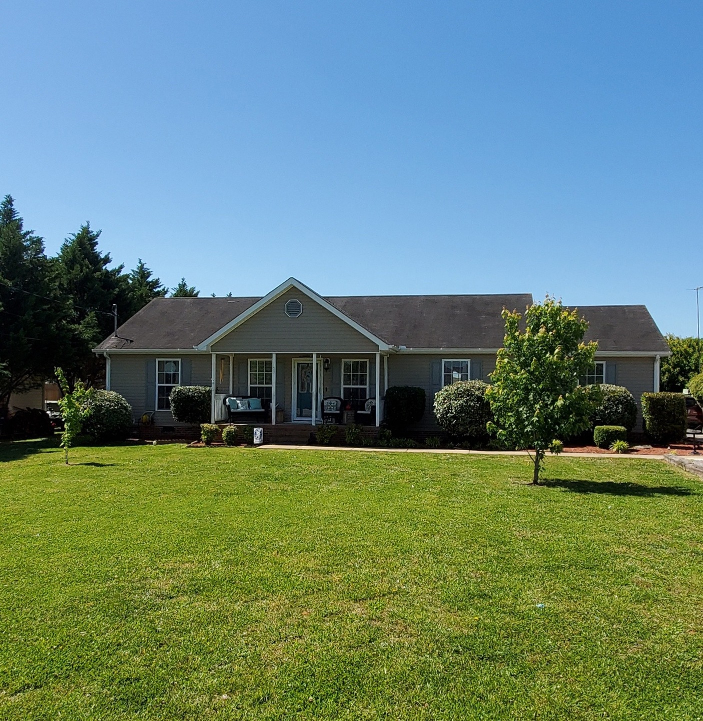 103 Ritch View Dr, Shelbyville, TN 37160 - photo 1