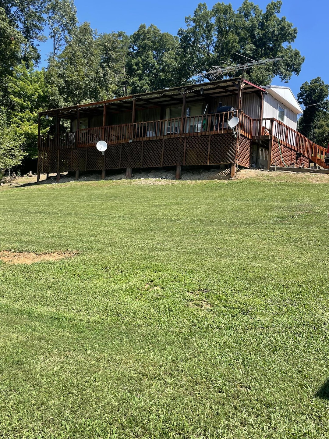 1553 Mayflower Ln, Dandridge, TN 37725 - photo 1