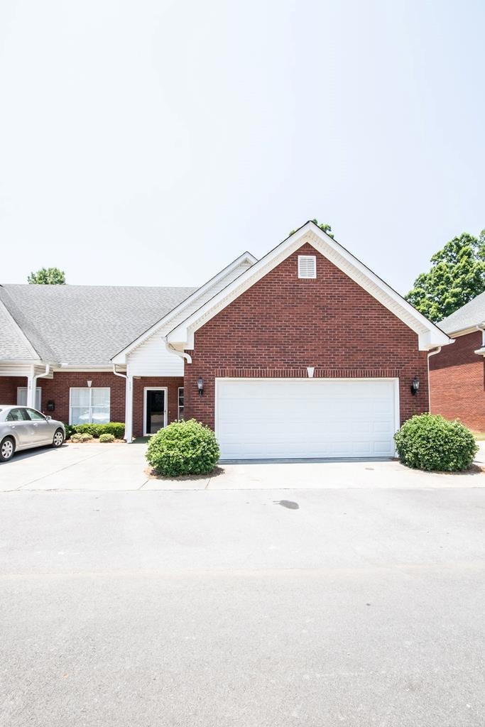 117 Arbor Place NE, Calhoun, GA 30701 - photo 1