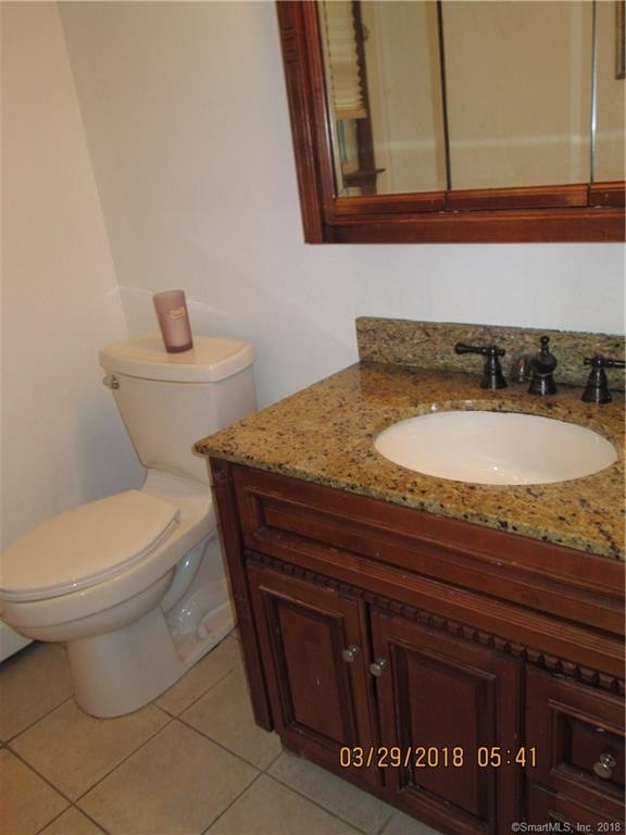 11 Donna Ln, Windsor, CT 06095 - photo 1