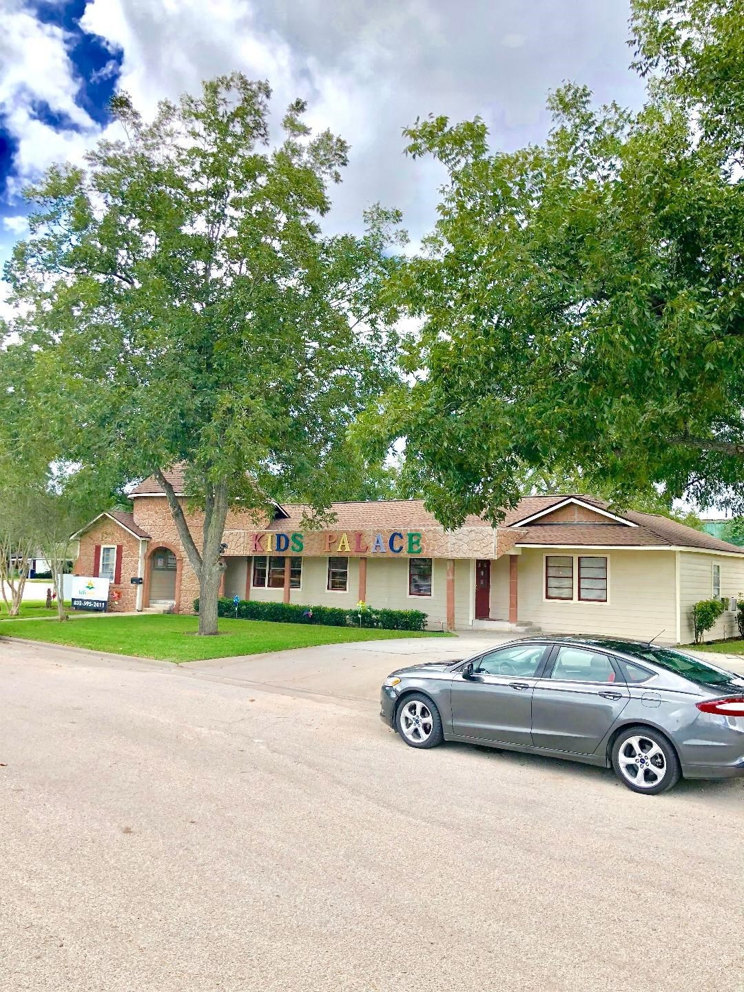 1020 Allen St, Rosenberg, TX 77471 - photo 1