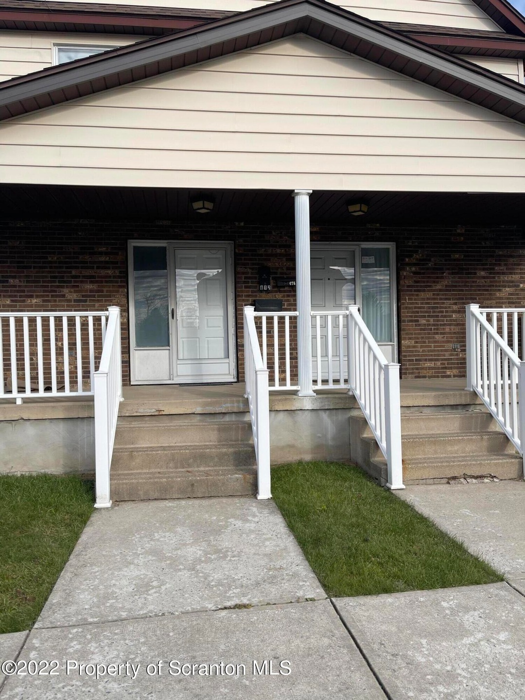 415 Bates St, Scranton, PA 18509 - photo 1