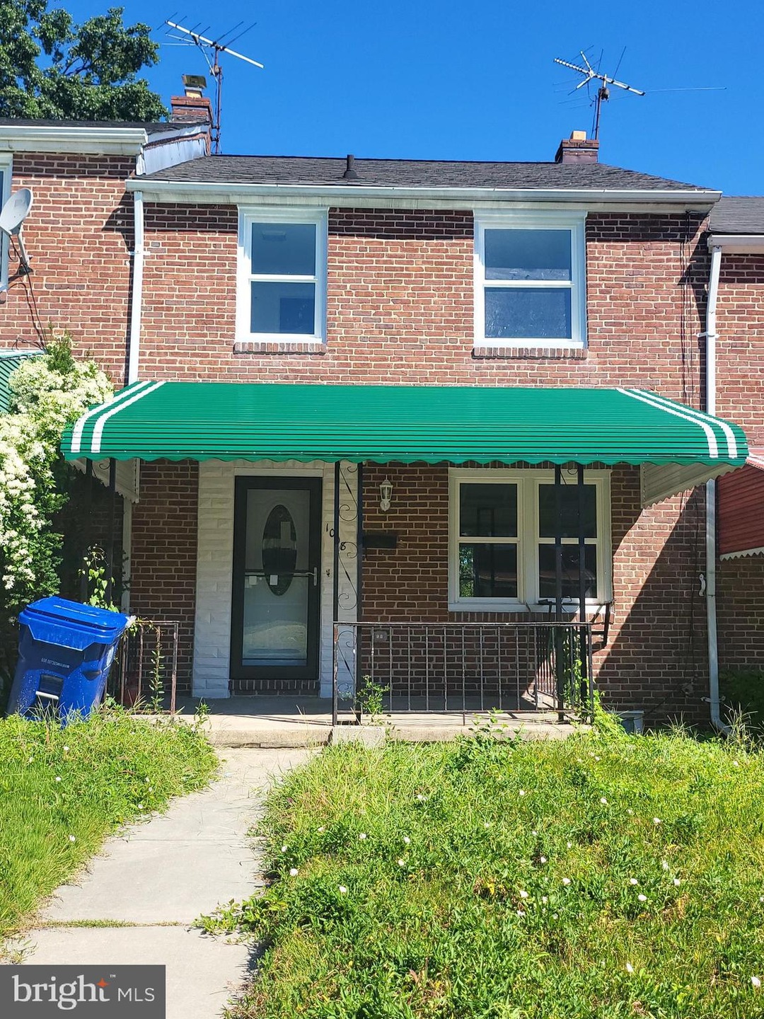 1008 Andover Rd, Baltimore, MD 21218 - photo 1