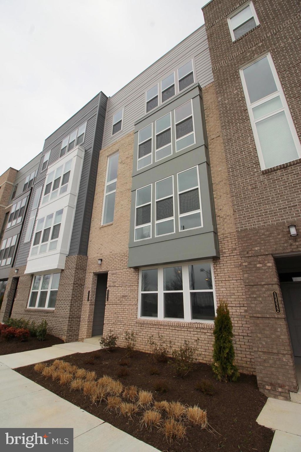 13336 Arrowbrook Centre Dr, Herndon, VA 20171 - photo 1