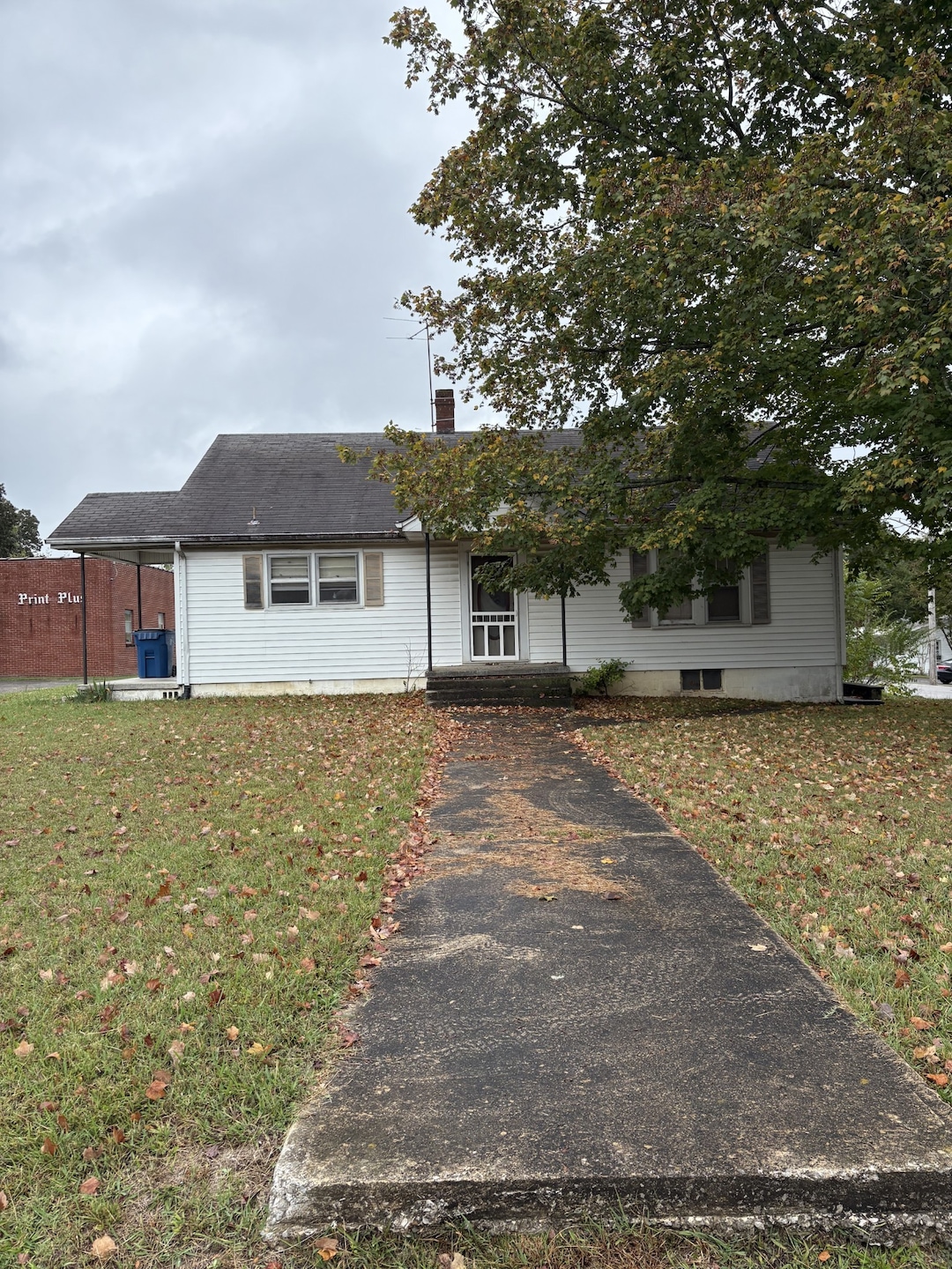 Under Contract $149,900