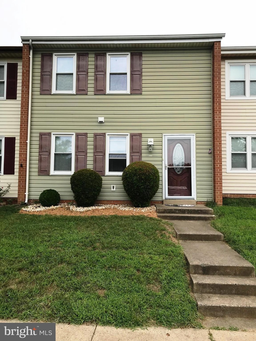 8220 Wycliffe Ct, Manassas, VA 20109 - photo 1