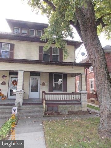 820 W Main St, Palmyra, PA 17078 - photo 1