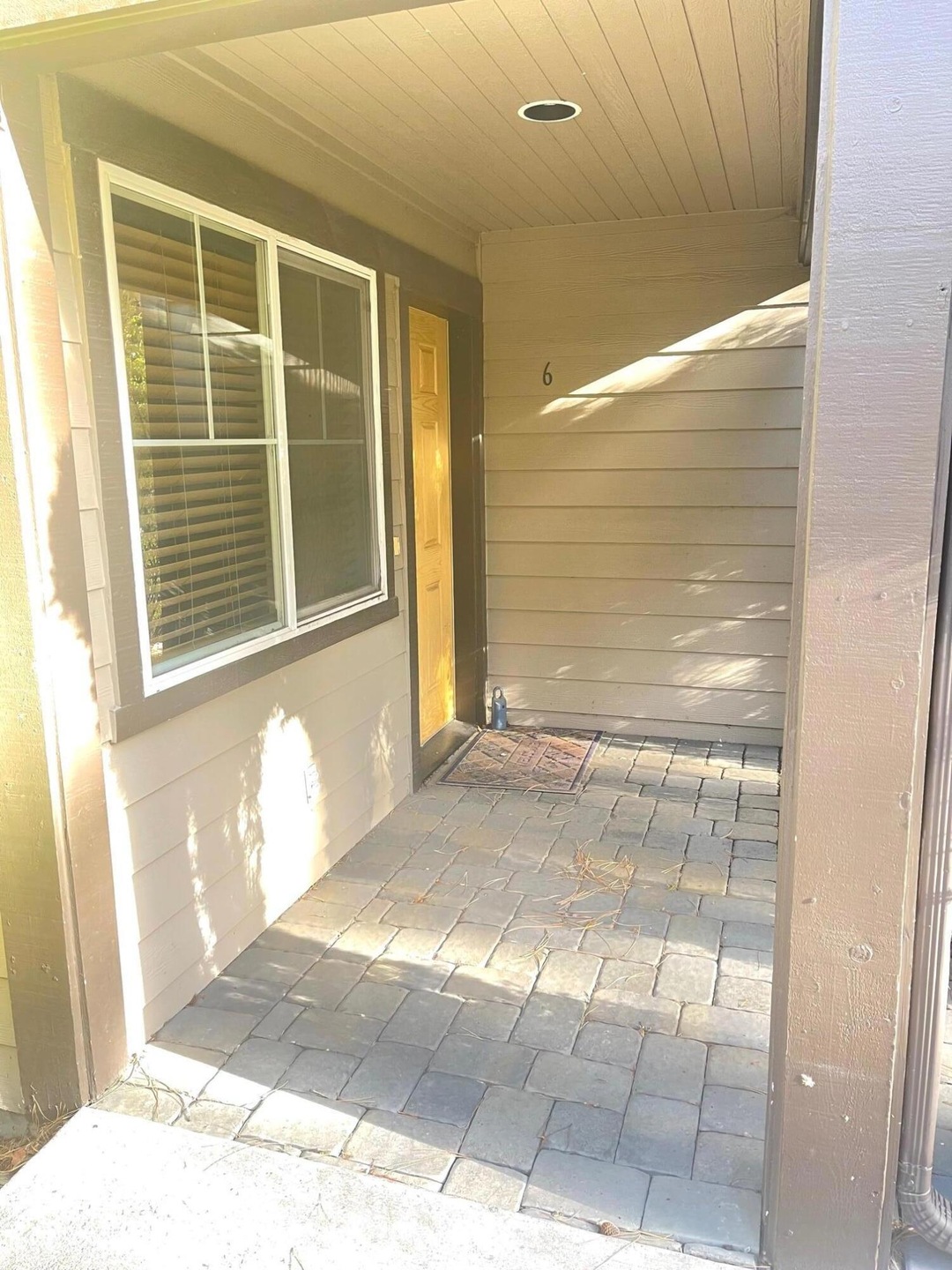 1941 NW Monterey Pines Dr unit 6, Bend, OR 97701 - photo 1