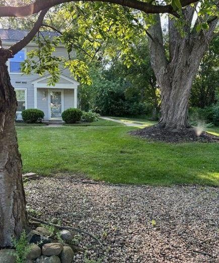 End Unit w/Privacy & Mature Landscaping