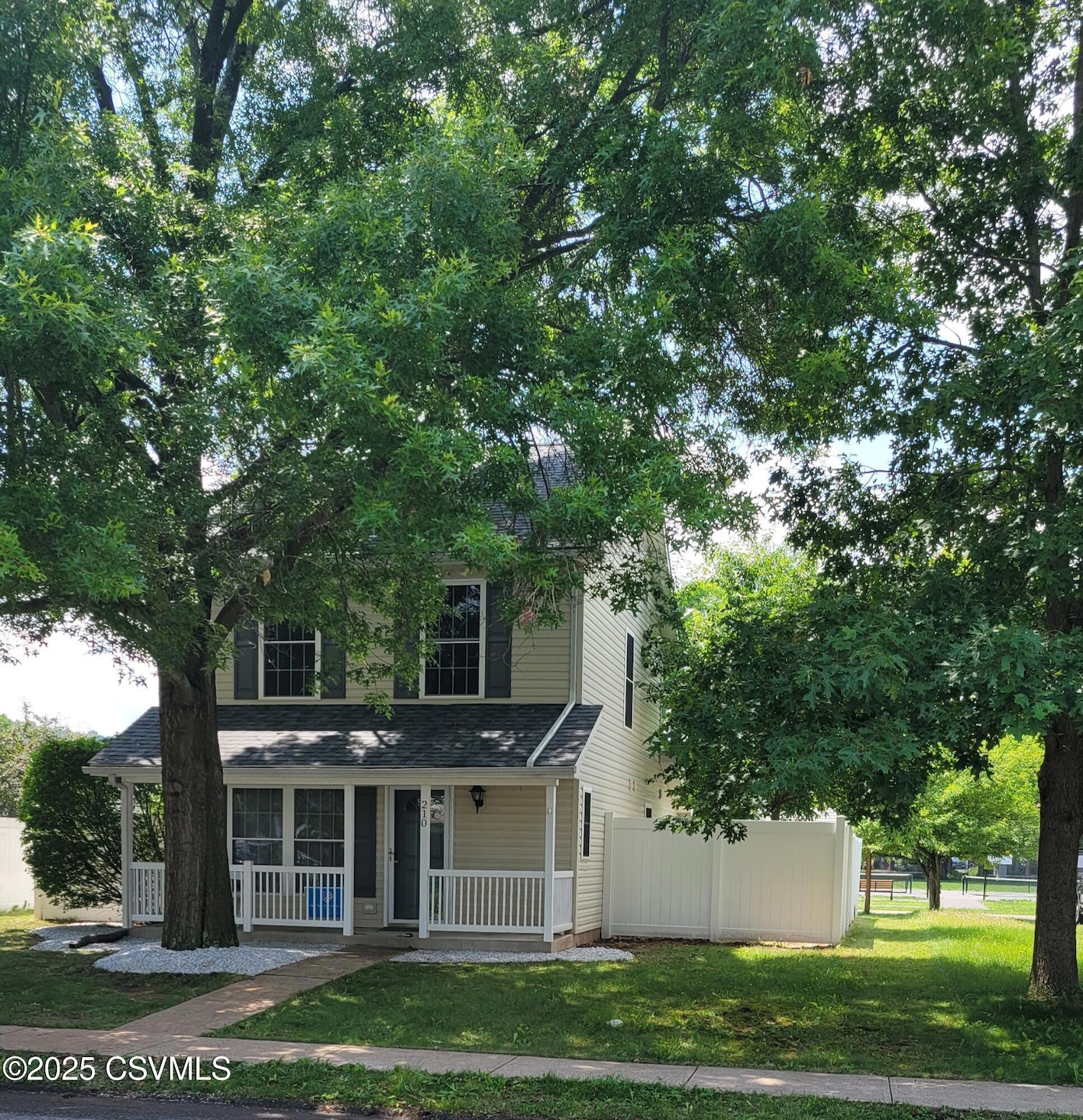 Sold $214,800 • Co-Listing Agent