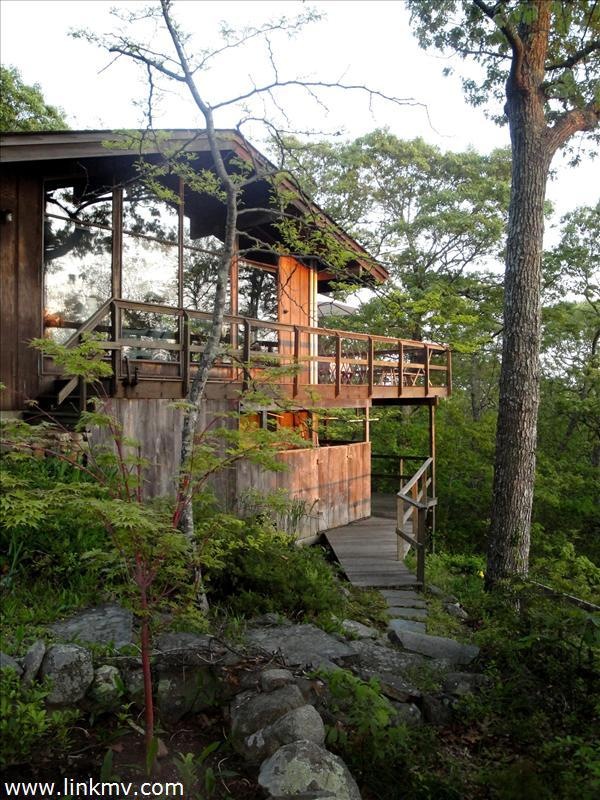 8 Four Way, Vineyard Haven, MA 02568 - photo 1