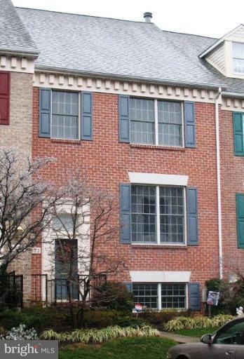 11853 Sherbourne Dr, Lutherville Timonium, MD 21093 - photo 1