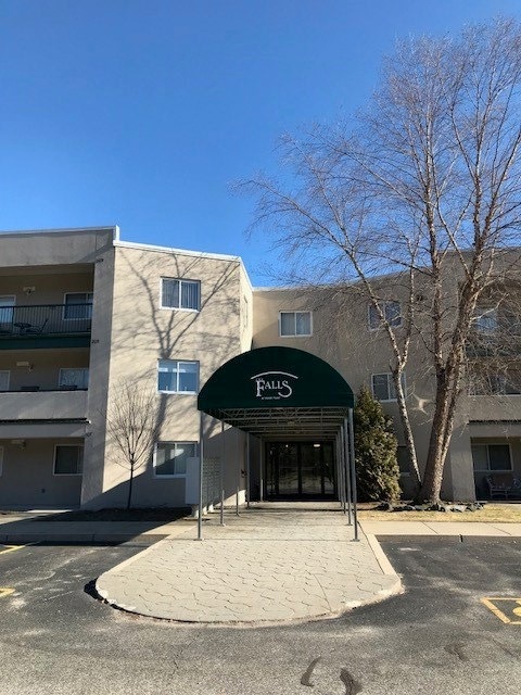 31 Devereux St unit 210, Providence, RI 02909 - photo 1