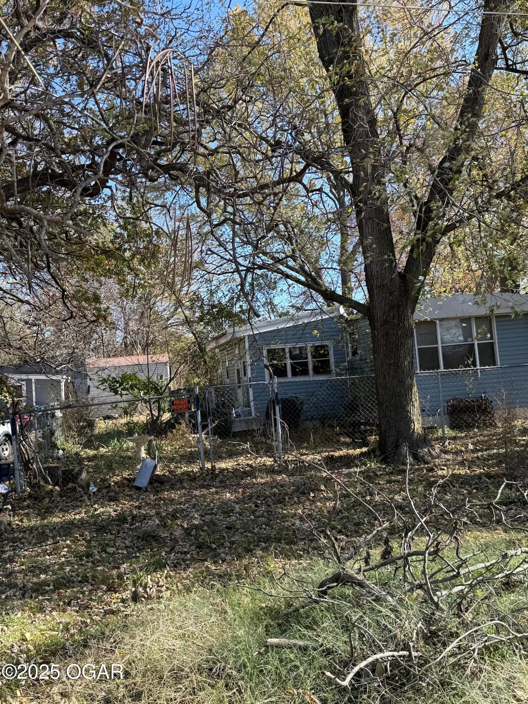 605 N Tennessee Ave, Carterville, MO 64835 - photo 1