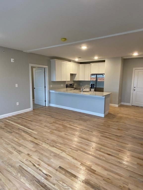 20 Locust St unit 304, Danvers, MA 01923 - photo 1